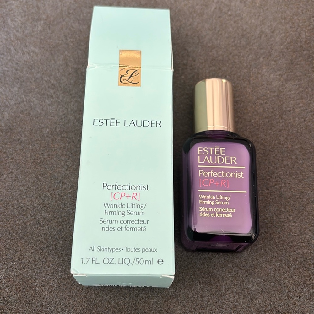 Brand new never pumped, perfectionist, CPR wrinkle, lifting firming serum